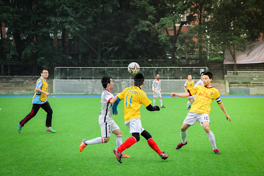 的比赛中 的比赛中