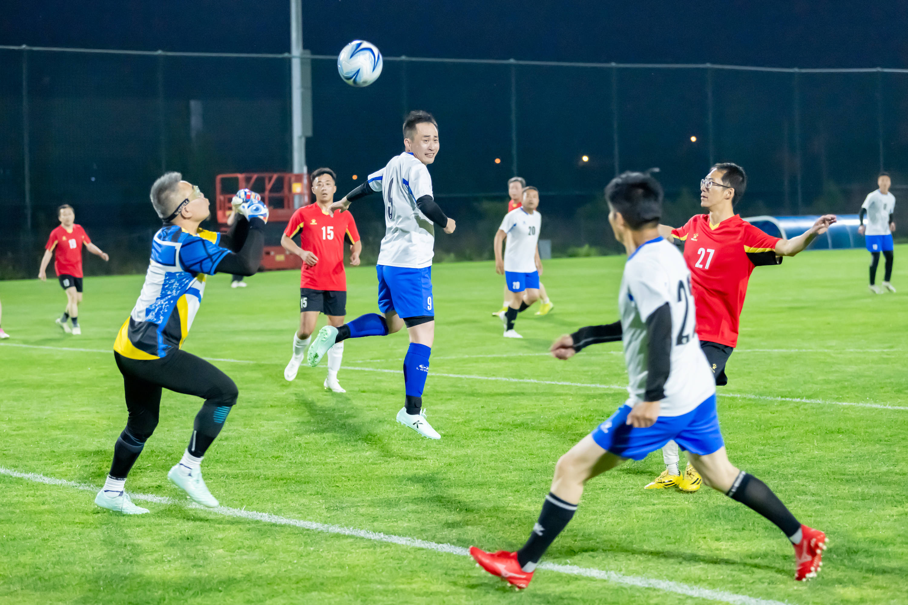 也把队长的 也把队长的