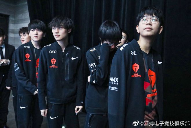 发球落点刁